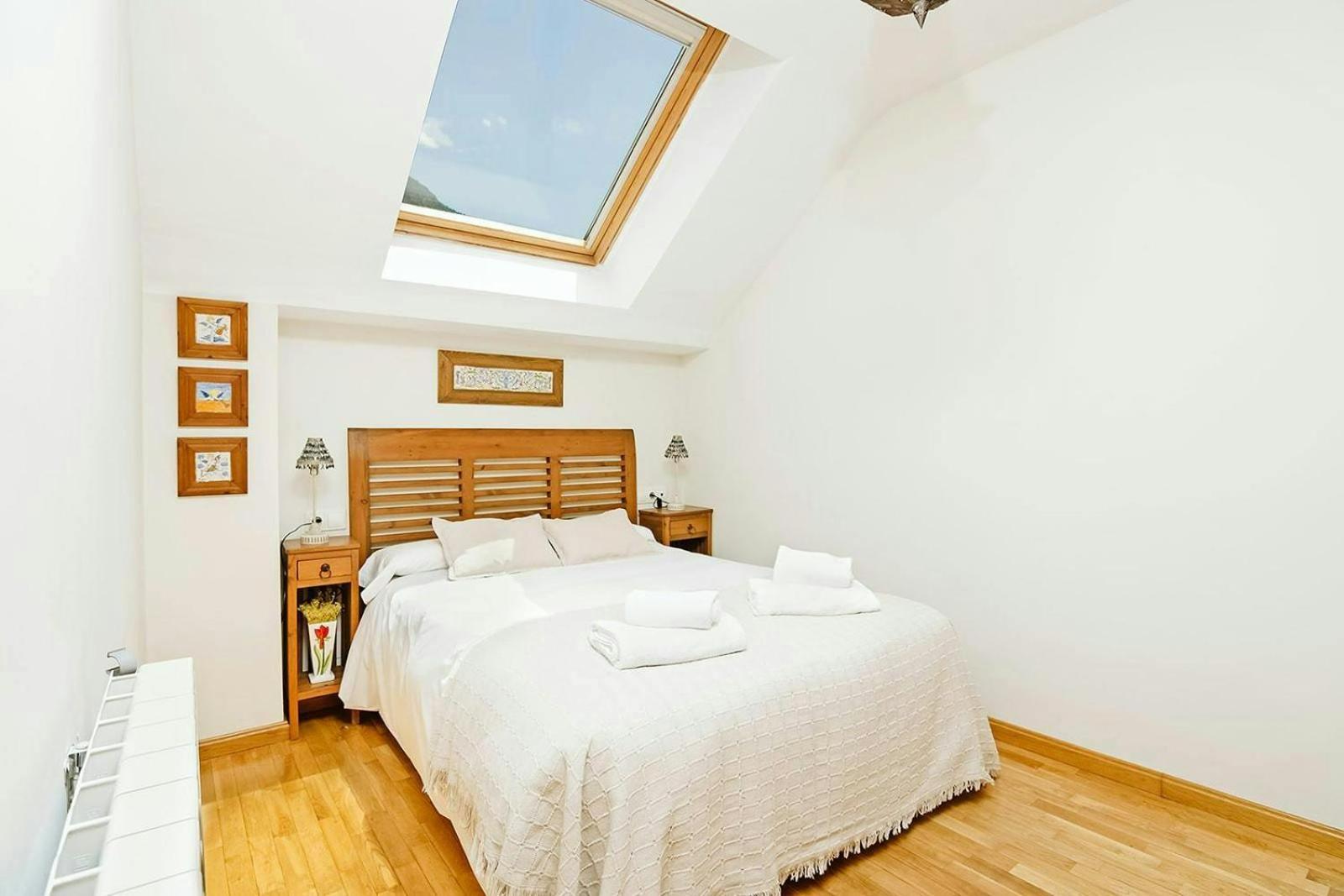 Casa Begona - Wifi Sencillo Y Acogedor Apartment Sallent De Gallego Ngoại thất bức ảnh
